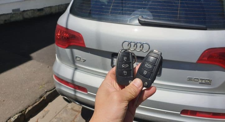audi_q7_2012_remote_key image