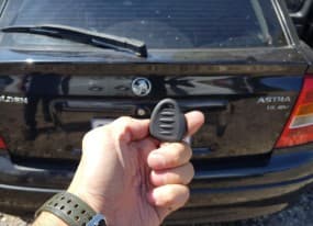 holden astra 2001 key only image