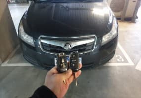 holden cruze 2009 remote key image