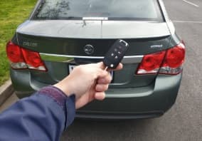 holden cruze 2016 remote key image