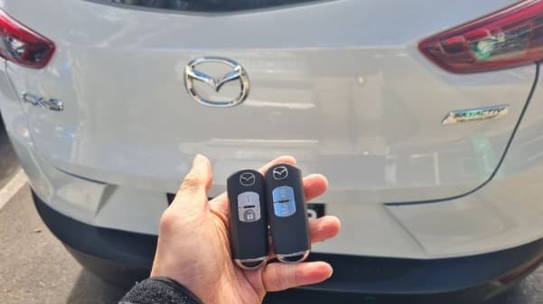 mazda CX3 smart key image