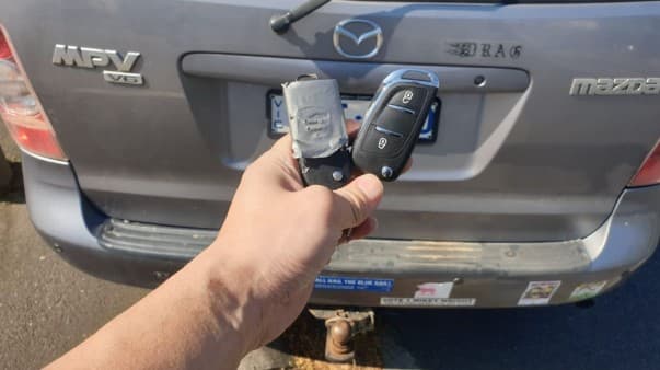 mazda mpv remote key image
