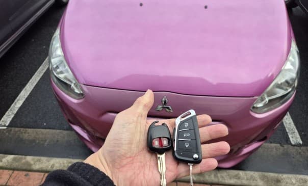 mitsubishi mirage 2015 remote key image