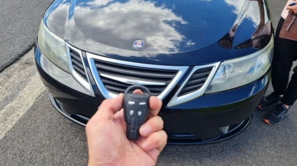saab 93 2007 remote key image