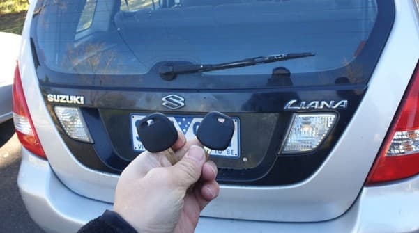 suzuki liana 2005 key only image