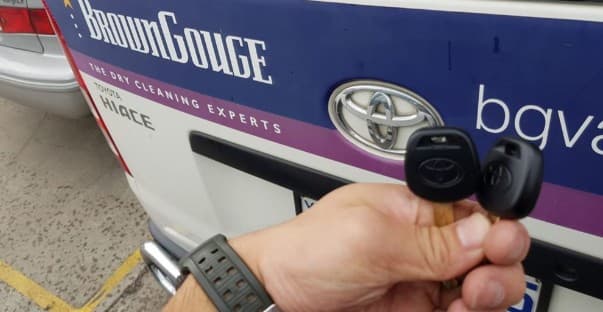 toyota hiace 2009 key only image