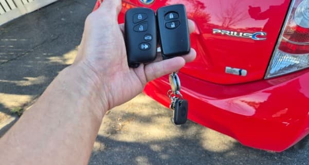 toyota prius 2013 smart key image