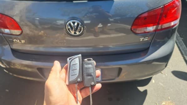 vw golf 2007 remote key image